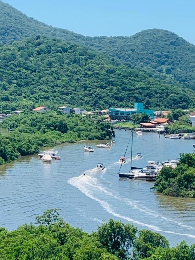 Ferias Incriveis Vista Mar Balneario Camboriuアパートメント エクステリア 写真